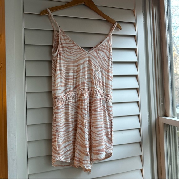 Soma Sleep Romper - Picture 4 of 4